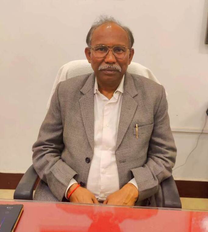 Dr. Satish Singh Chandra Photo